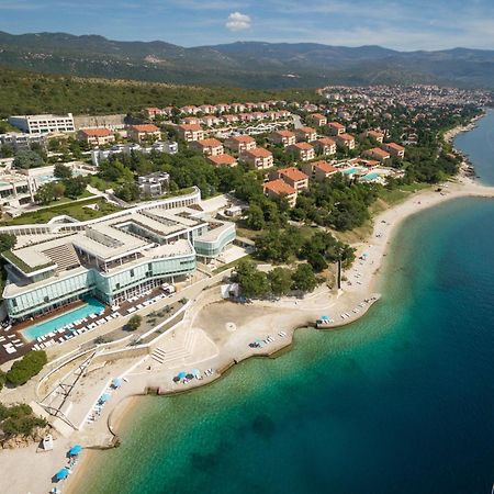 Apartments Grand Novi Vinodolski Resort Exteriör bild